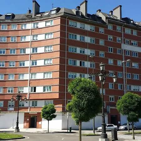 Apartamentos Chevere Granate Oviedo Exterior photo